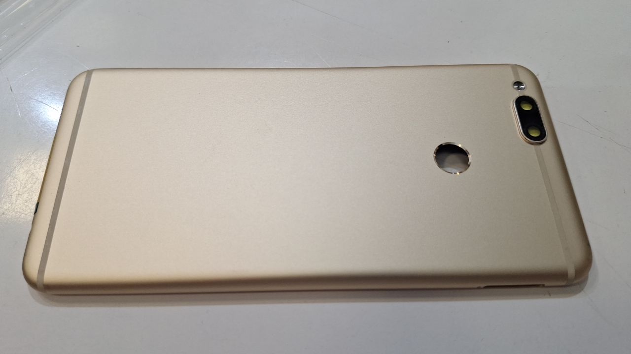 درب پشت honor 7x