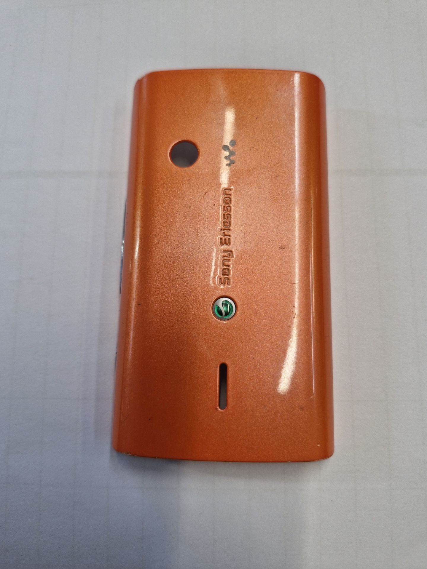 درب پشت نارنجی سونی اریکسون Sony Ericsson Xperia X8