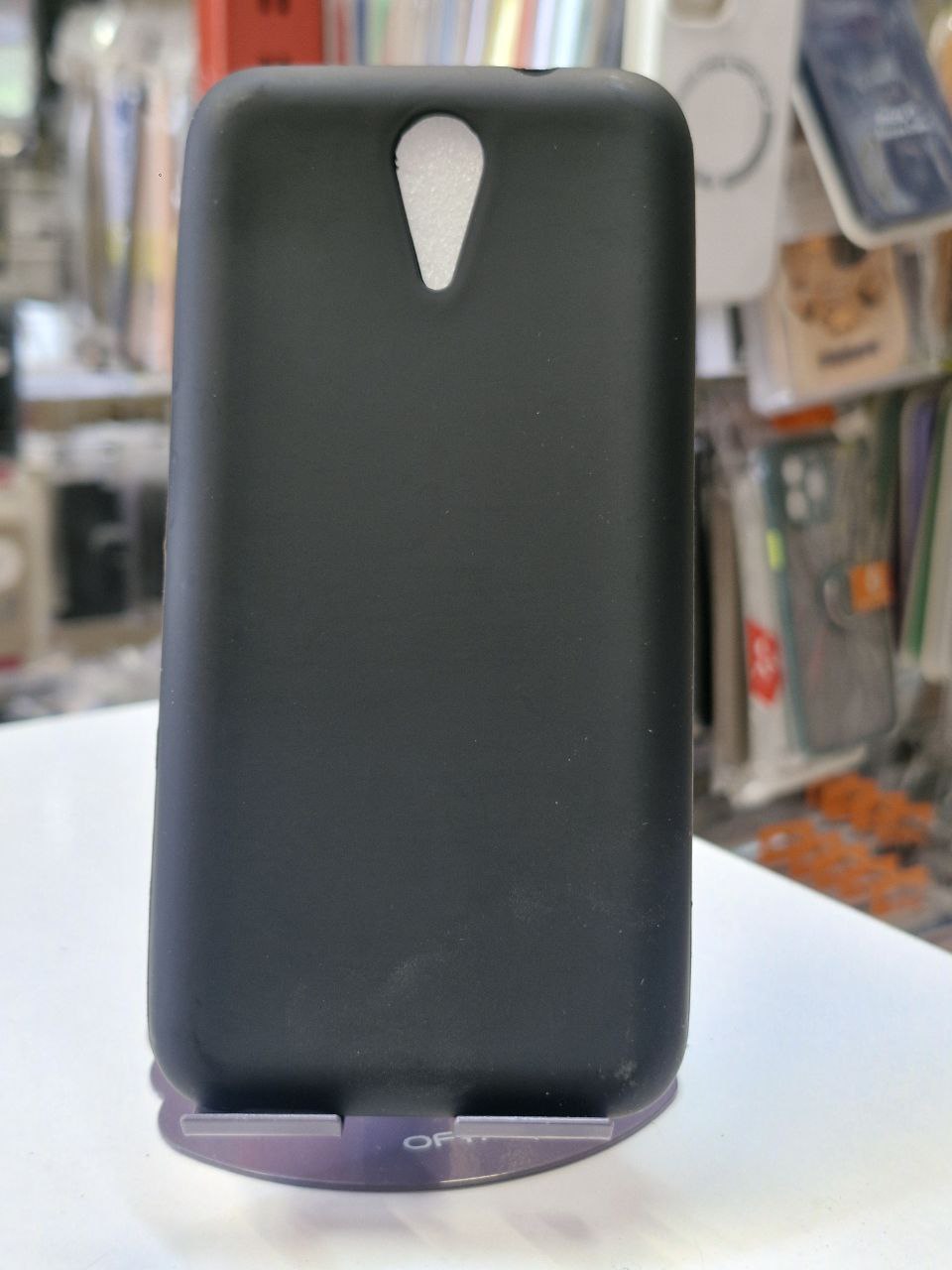 قاب مشکی HTC D620