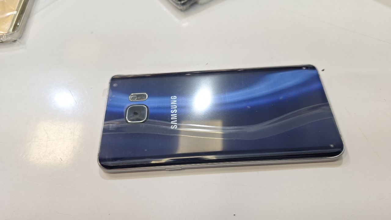 درب پشت و فرم و استخوانی Samsung note 5
