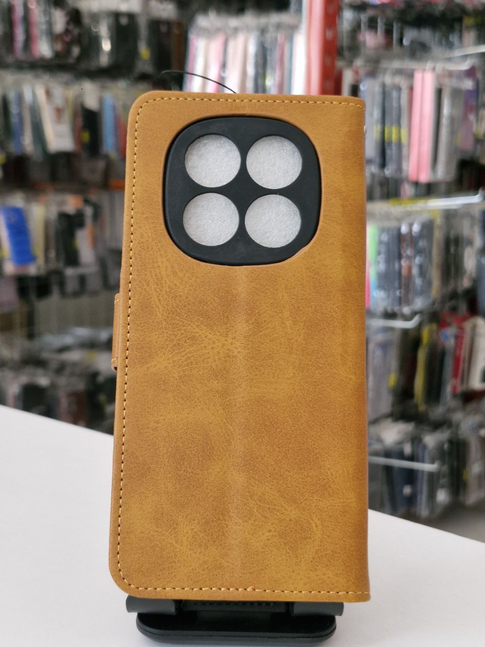 قاب کیفی مگنتی جاکارتی دار قهوه ای xiaomi note 14 pro