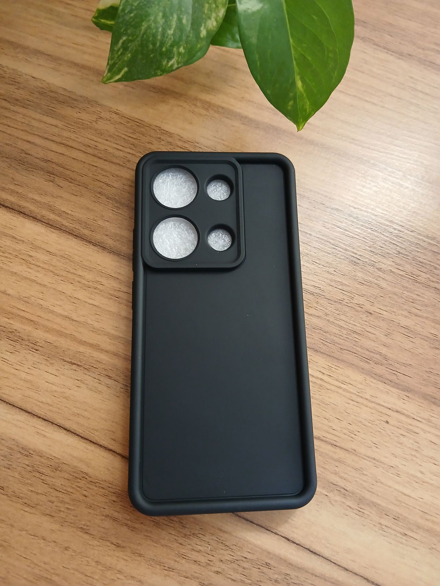 قاب سولید محافظ لنز دار مشکی xiaomi poco m6 pro 4g