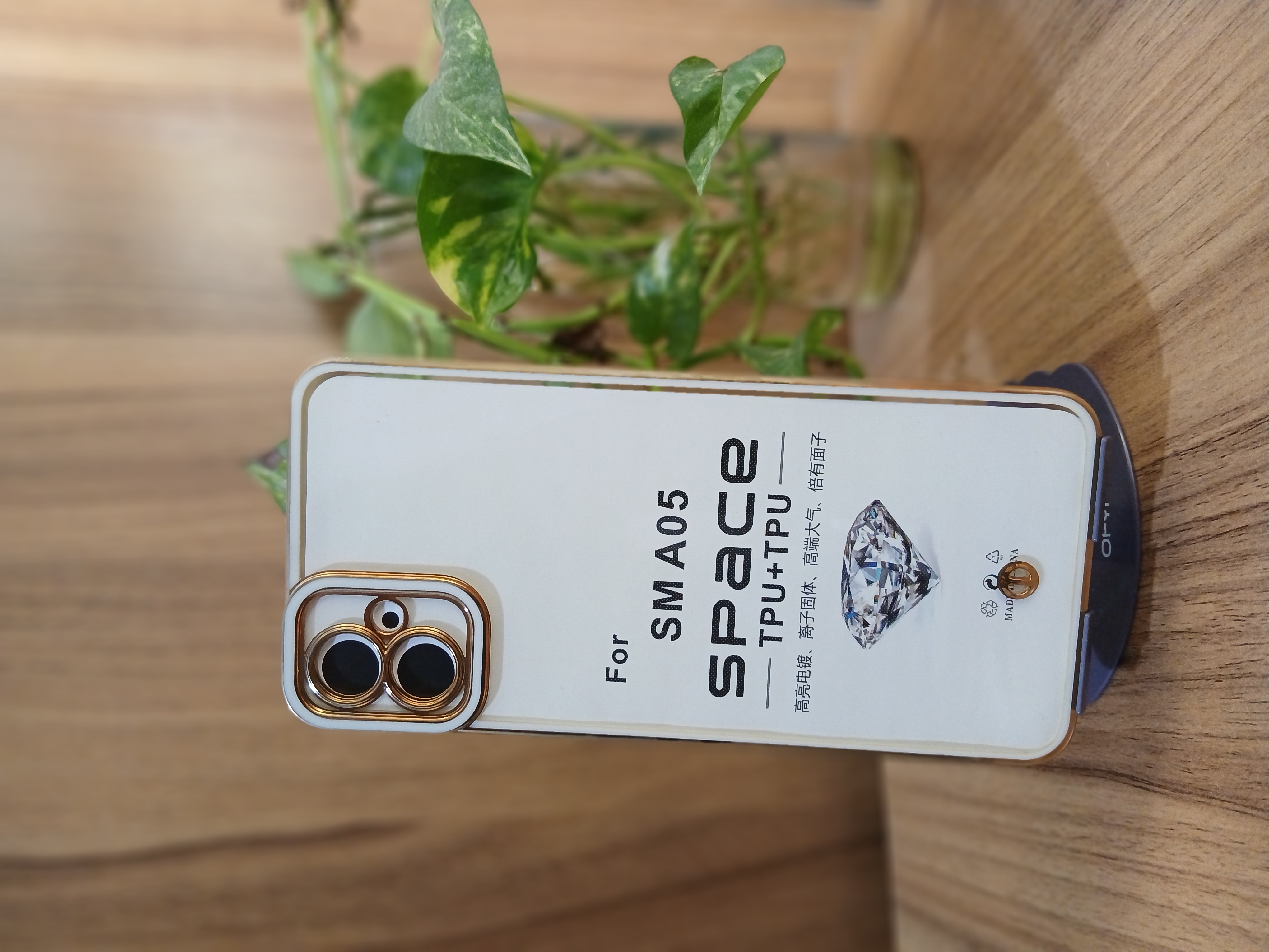 قاب شفاف  دور طلایی samsung a05