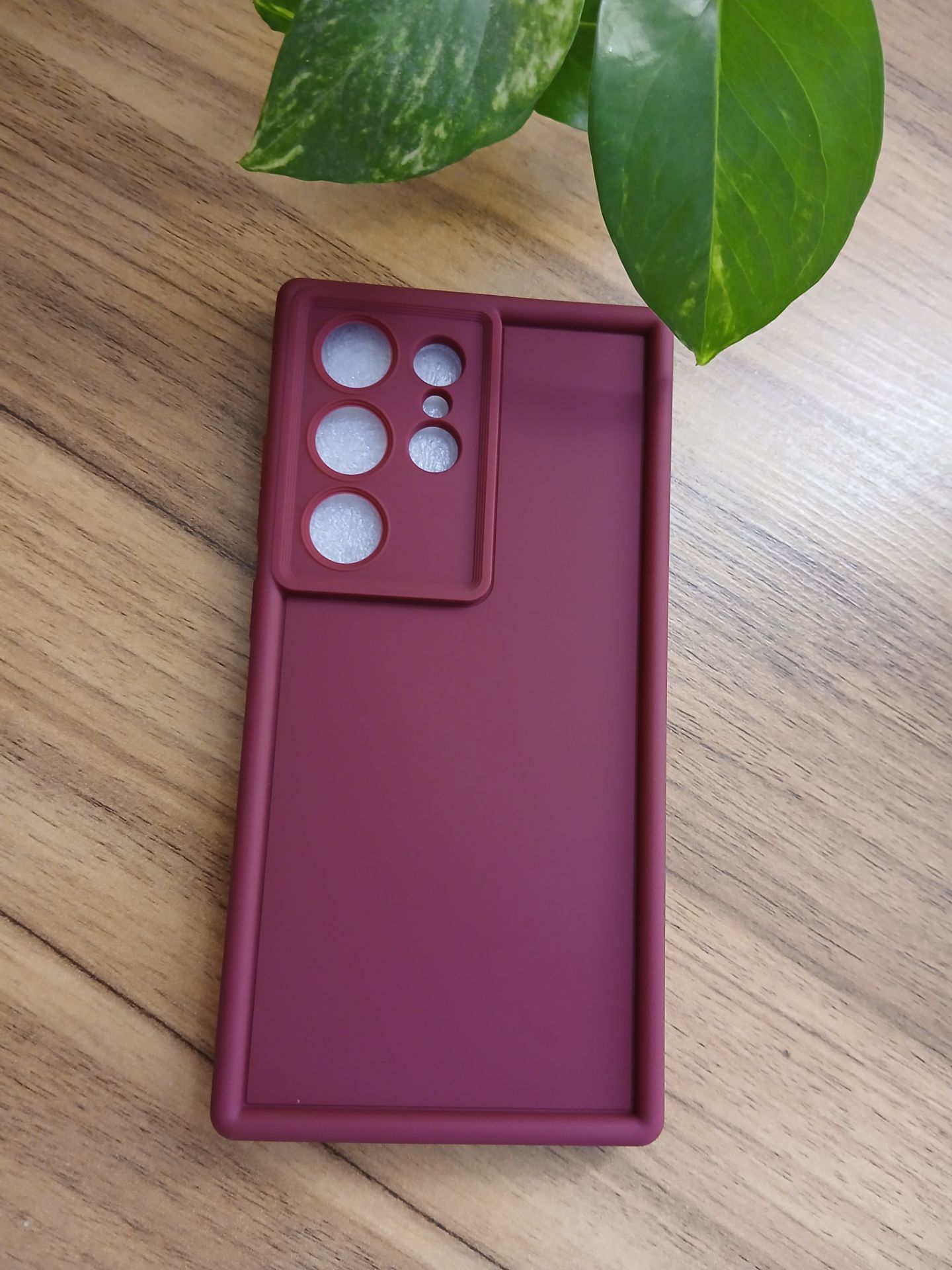 قاب سولید زرشکی samsung galexy s24 ultra