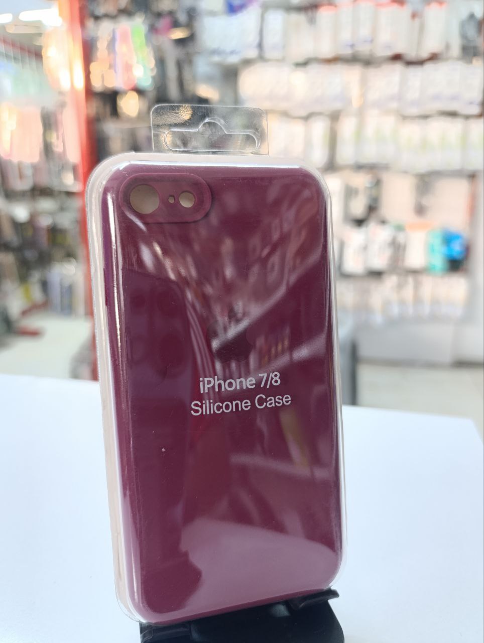 قاب سیلیکونی اورجینال زرشکی iPhone 7/8