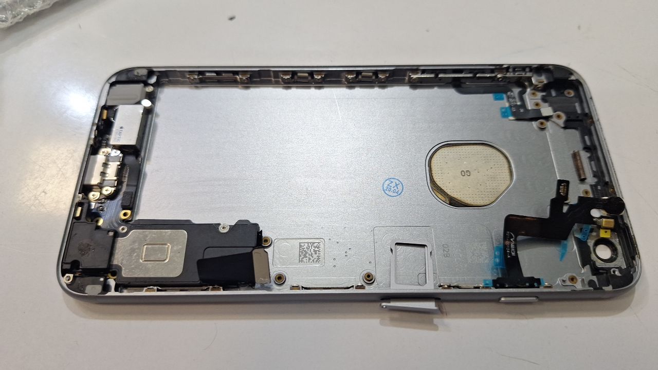شاسی iPhone 6 plus